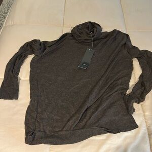 Brown XL sweater ( turtleneck )